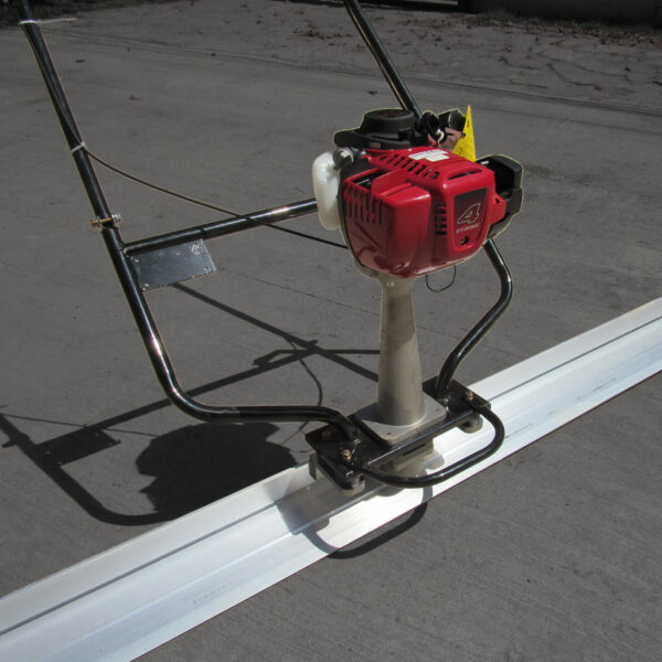 Regla Alisadora Vibradora Bencinera 3m Honda GX35 <br><br><br><p class="carrosel_style">TZG001R-3R</p> - Imagen 2